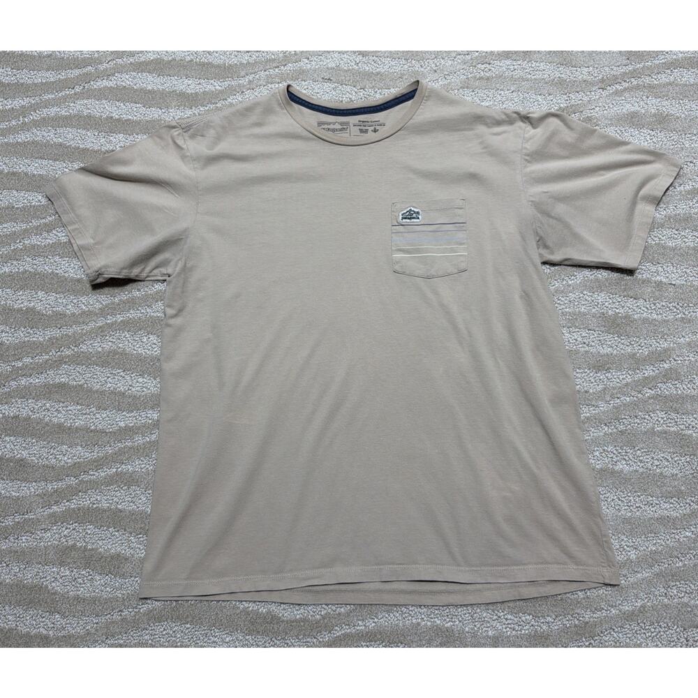 Patagonia Men's Line Logo Ridge Stripe Organic Pocket T-Shirt (Oar Tan) L